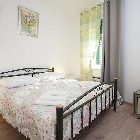 Guest house Pezelj