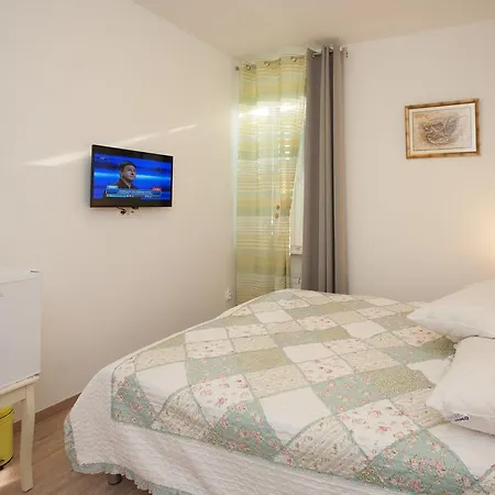 Guest house Pezelj Split